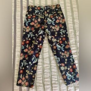 Ann Taylor size 4 Cropped Pants